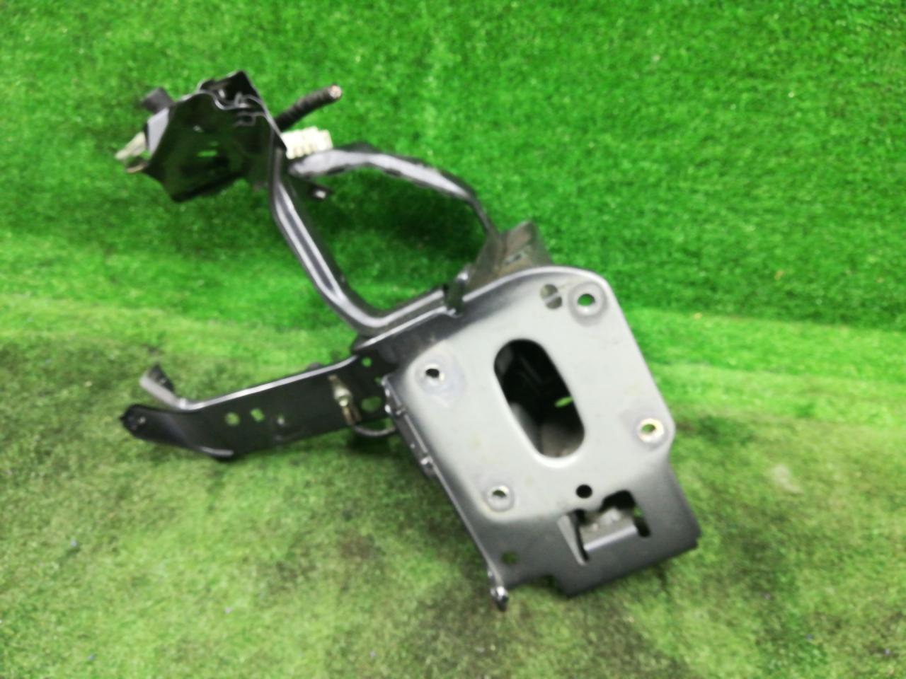 лонжерон правый Mazda 3 3 поколение 2015, 2.5 л., PY-VPS, бензин, АКПП, серый, седан, передний привод, правый руль - фото №1