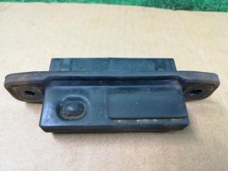 кнопка открытия багажника Toyota Avensis 3 поколение (T270) [рестайлинг] ADT270 2012, 2.0 л., D-4D, 1AD-FTV, дизель, МКПП, темно-синий, универсал, передний привод, правый руль