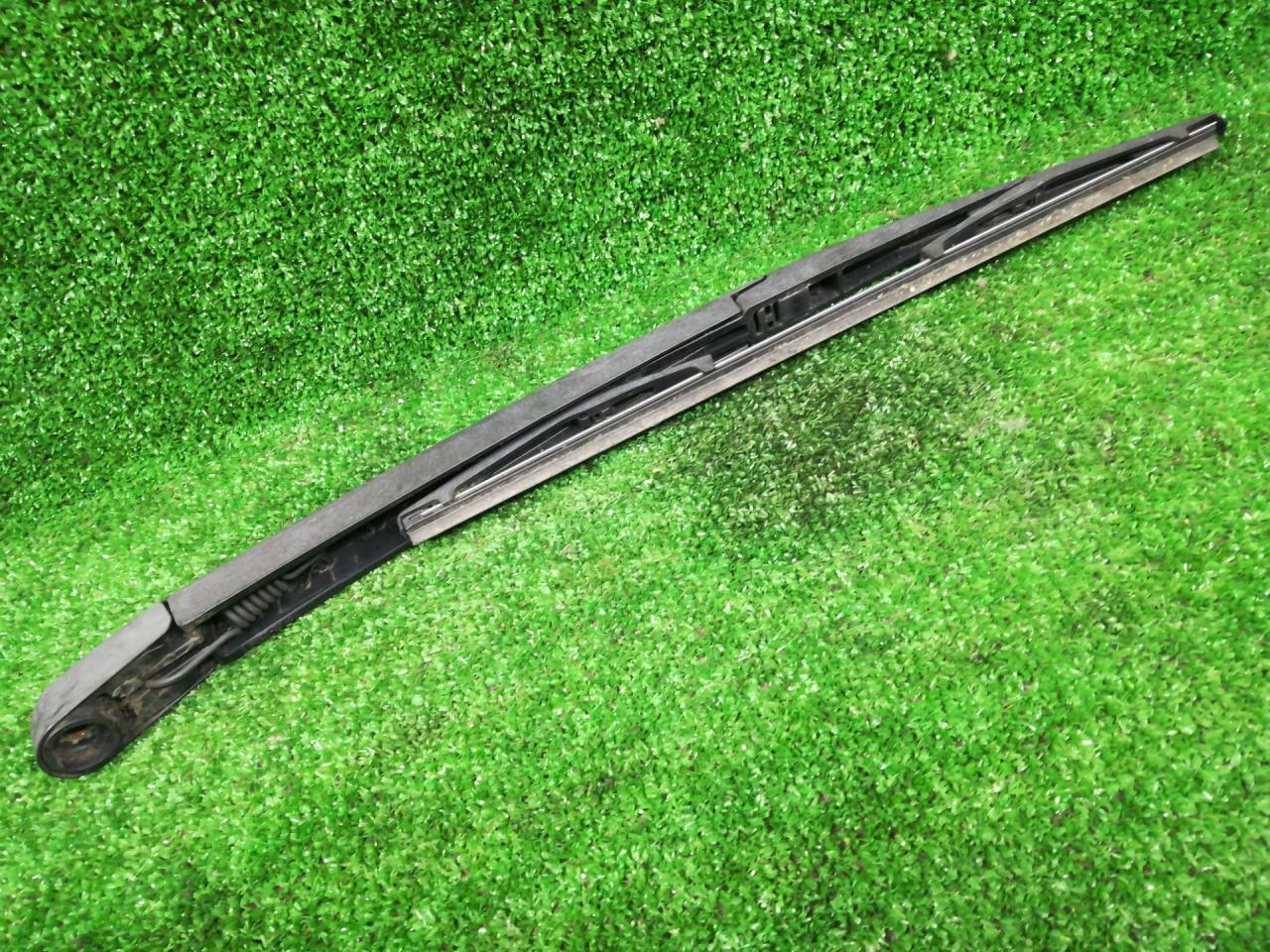 щеткодержатель задний Mazda CX-9 1 поколение TB 2009, 3.7 л., CA, бензин, АКПП, белый, внедорожник 5 дв., полный привод, правый руль - фото №1