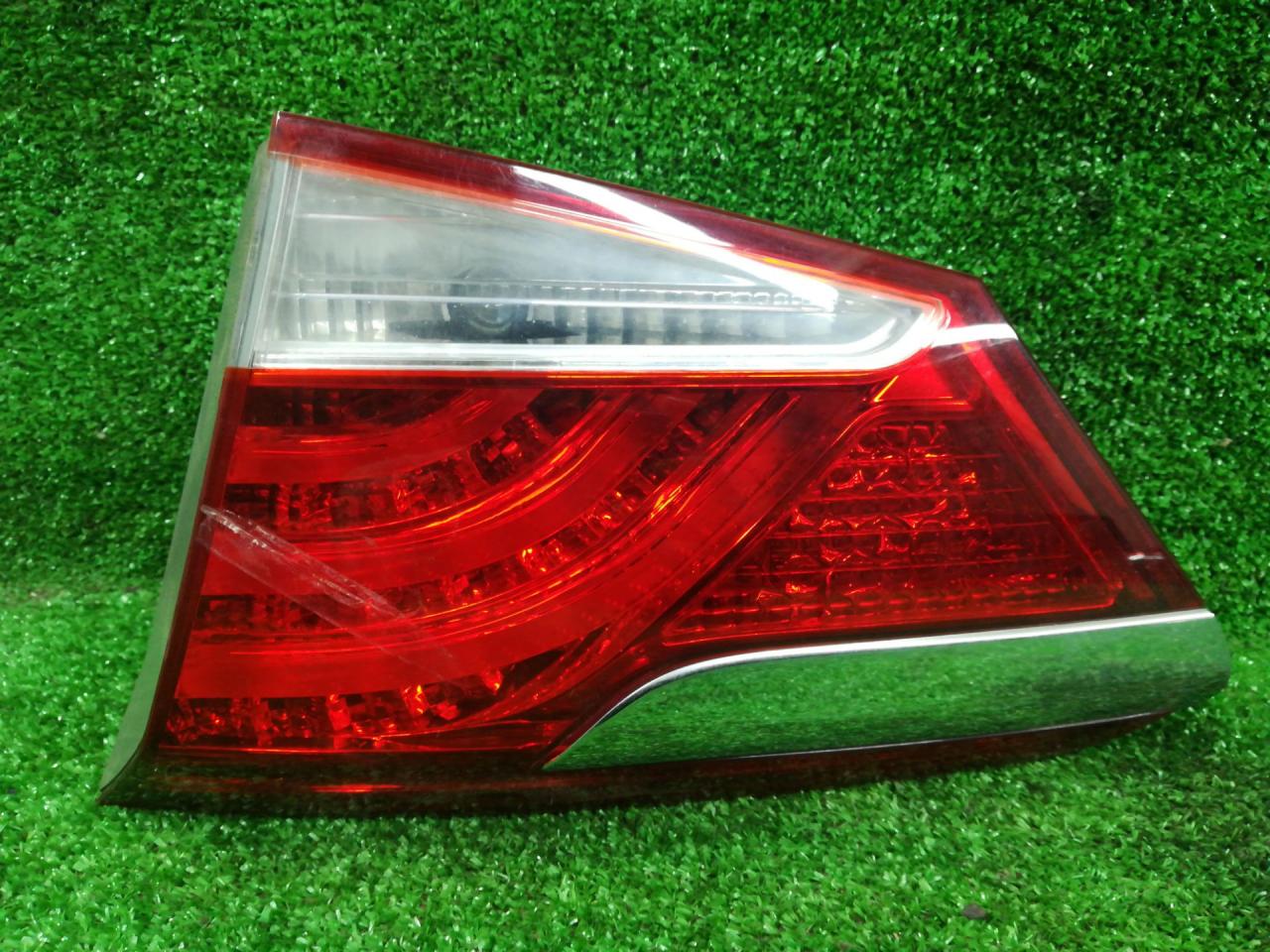фонарь крышки багажника правый Hyundai i40 1 поколение VF 2012, 1.7 л., D4FD, дизель, правый руль - фото №1