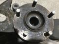 кулак поворотный левый Mazda Millenia 1 поколение [рестайлинг] 2001, 2.3 л., KJ -ZEM, бензин, АКПП, серебристый, седан, правый руль - фото №2