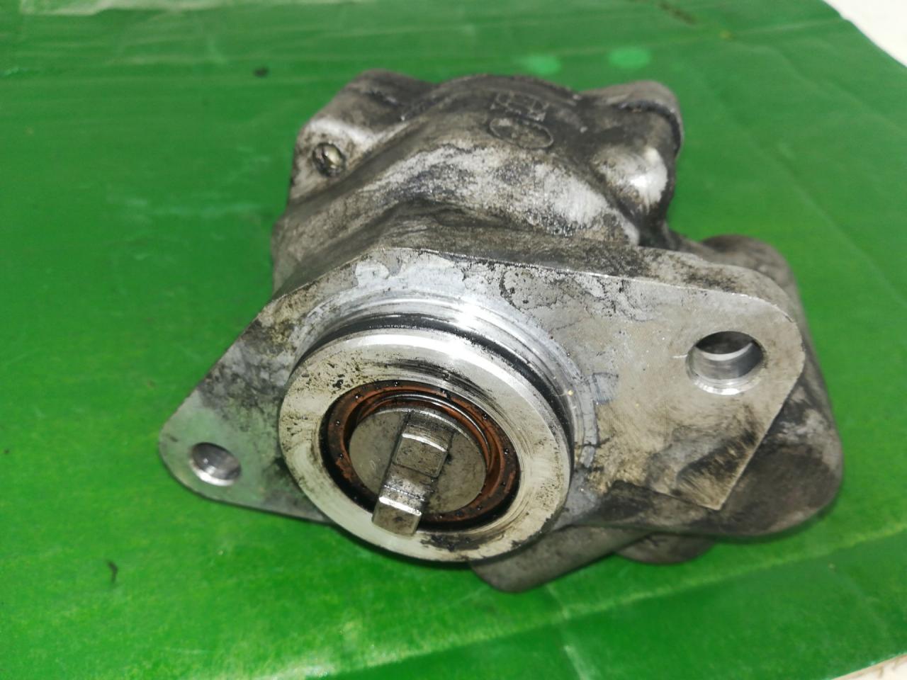 насос гидроусилителя руля IVECO Daily 3 поколение 2003, 3.0 л., TDi, дизель, 7682955133, 0057522 - фото №1