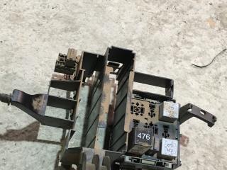 блок предохранителей Volkswagen Touareg 1 поколение [рестайлинг] 2007, 3.0 л., BKS, дизель, АКПП, серый, правый руль