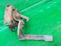 замок капота Mazda 323C BA 1995, 1.8 л., BP (DOHC), бензин, МКПП, зеленый, седан, передний привод - фото №3