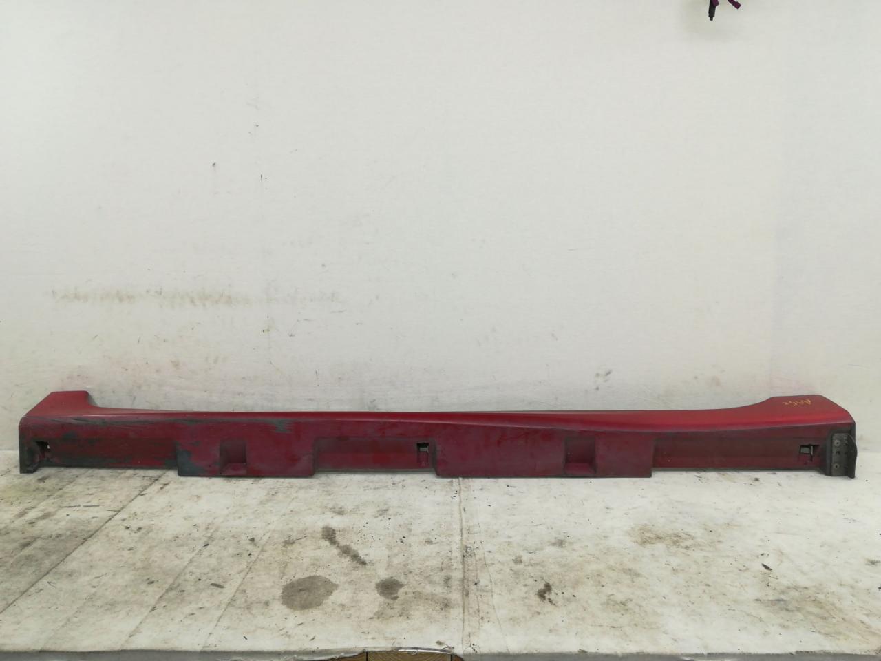 накладка на порог Mazda 3 BL 2010, бензин, АКПП, красный, седан, передний привод, правый руль, BBN551P51 - фото №1