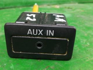 разъем AUX / USB Mazda 3 BL 2010, бензин, АКПП, красный, седан, передний привод, правый руль, TD7466DFX5717