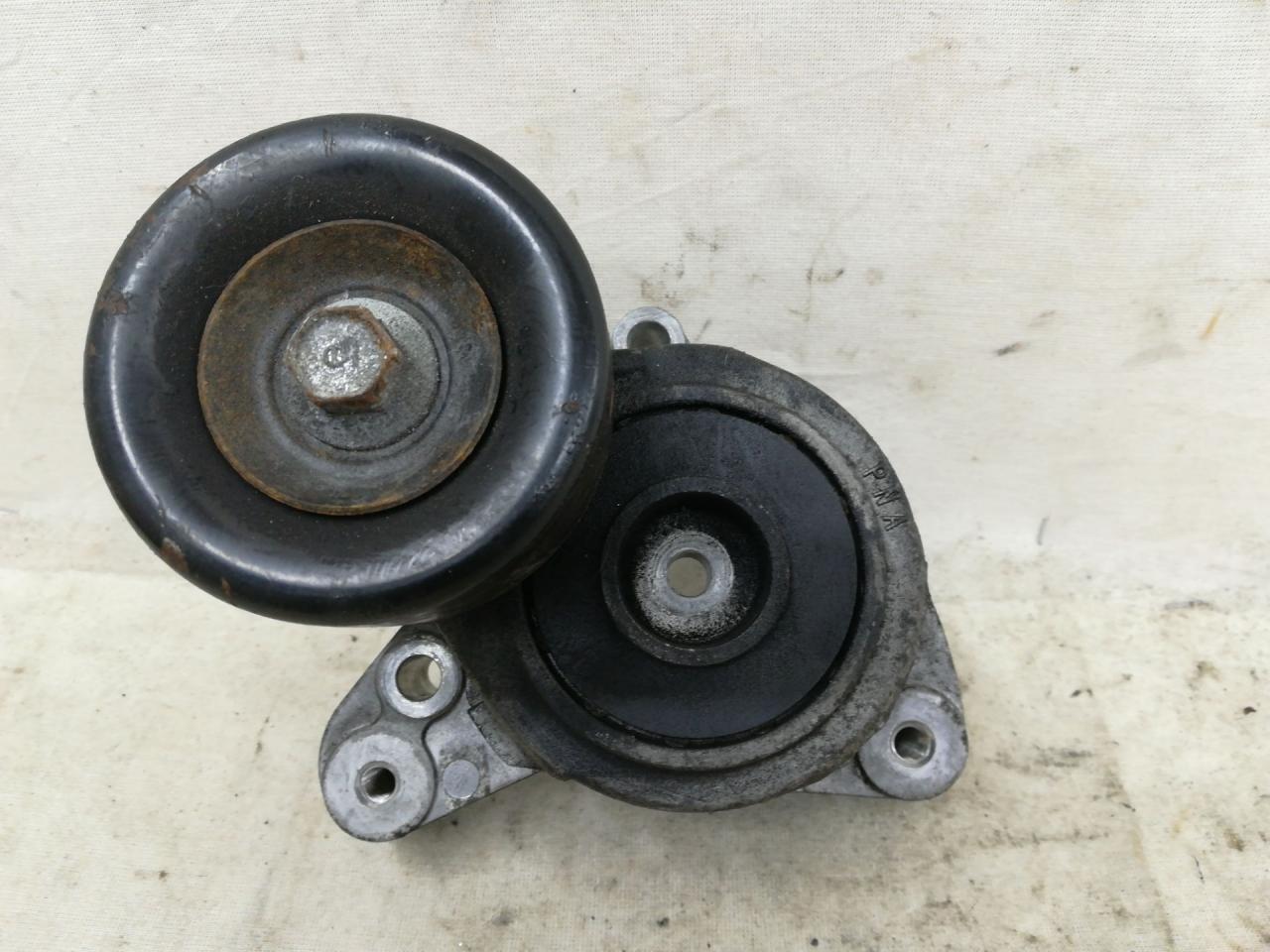 натяжитель Honda CR-V 3 поколение 2009, 2.4 л., бензин, АКПП, серый, внедорожник 5 дв., полный привод, правый руль - фото №1