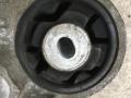 кронштейн редуктора Audi A4 B7 2005, 3.2 л., AUK, бензин, АКПП, черный, универсал, полный привод, правый руль - фото №2