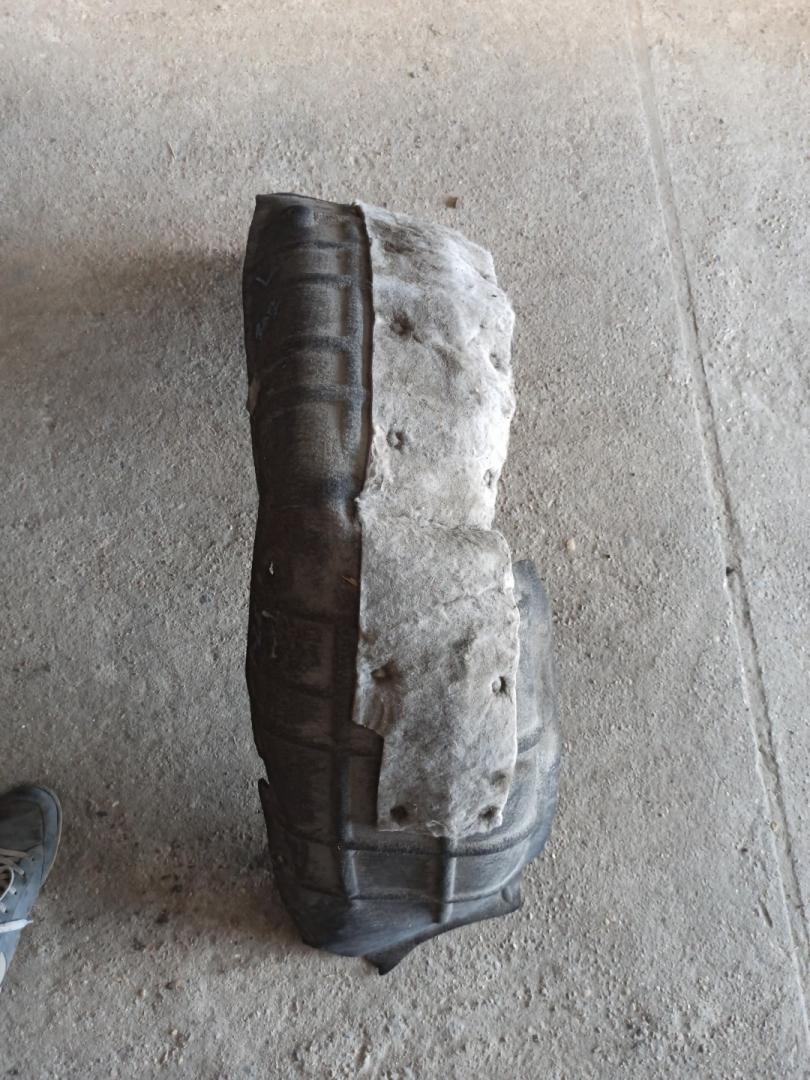 защита арок задняя левая (подкрылок) Volkswagen Passat (USA) 1 поколение 2015, 1.8 л., TFSI, бензин, АКПП, черный, седан, передний привод - фото №1