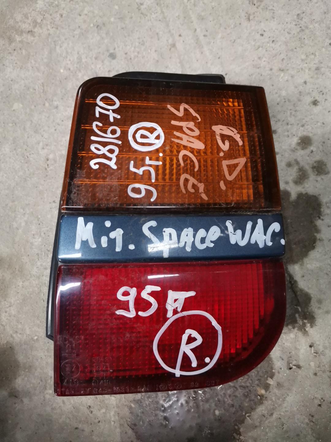 фонарь задний правый Mitsubishi Space Wagon 2 поколение (Typ N30/N40) 1995 - фото №1