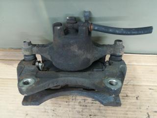 суппорт передний правый Mitsubishi Lancer 10 поколение 2010, 2.4 л., 4B12, бензин, АКПП, белый, хетчбэк 5 дв., передний привод