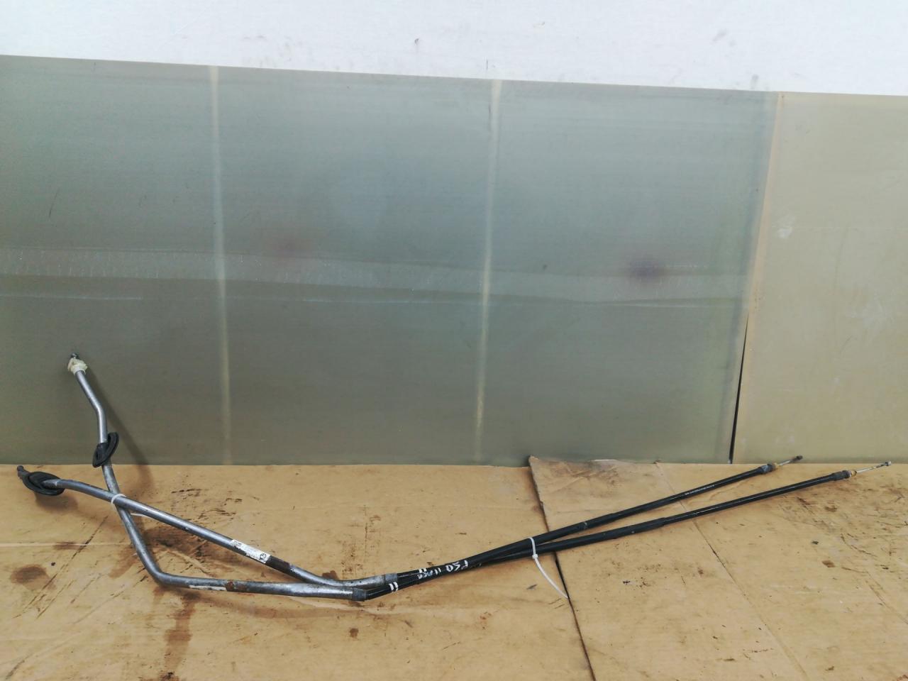 трос ручника BMW 3 серия F30/F31/F34 F30 2013, 2.0 л., N20 B20 A, бензин, АКПП, черный, седан, полный привод, 52188410, 4L679226403, 52621810 - фото №1