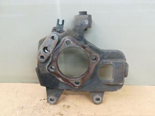 кулак задний левый Infiniti QX80 1 поколение Z62 2014, 5.6 л., VK56DE, бензин, АКПП, белый, внедорожник 5 дв., задний привод