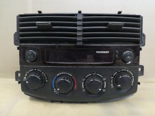 блок управления печки / климат-контроля Toyota Sienna 2 поколение [рестайлинг] 2009, 3.5 л., 2GR-FE, бензин, АКПП, красный, минивэн, передний привод