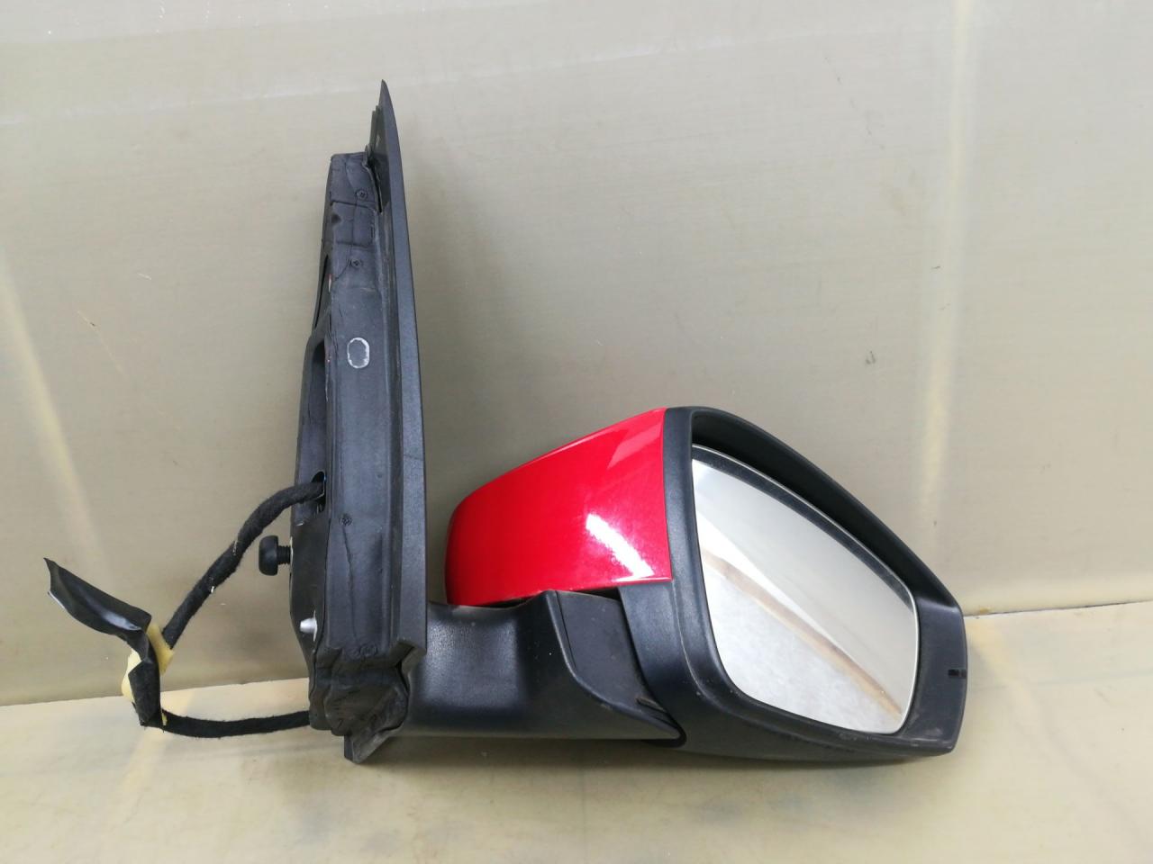 зеркало наружное правое Volkswagen Polo 5 поколение 2010, 1.2 л., CBZB, бензин, АКПП, красный, хетчбэк 5 дв., правый руль, 6R2857502ASP3G - фото №1