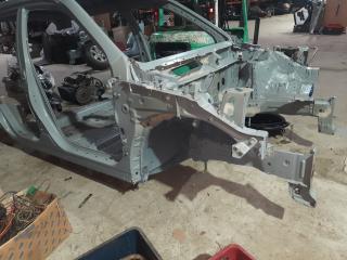 четверть передняя правая Geely Atlas 1 поколение 2020