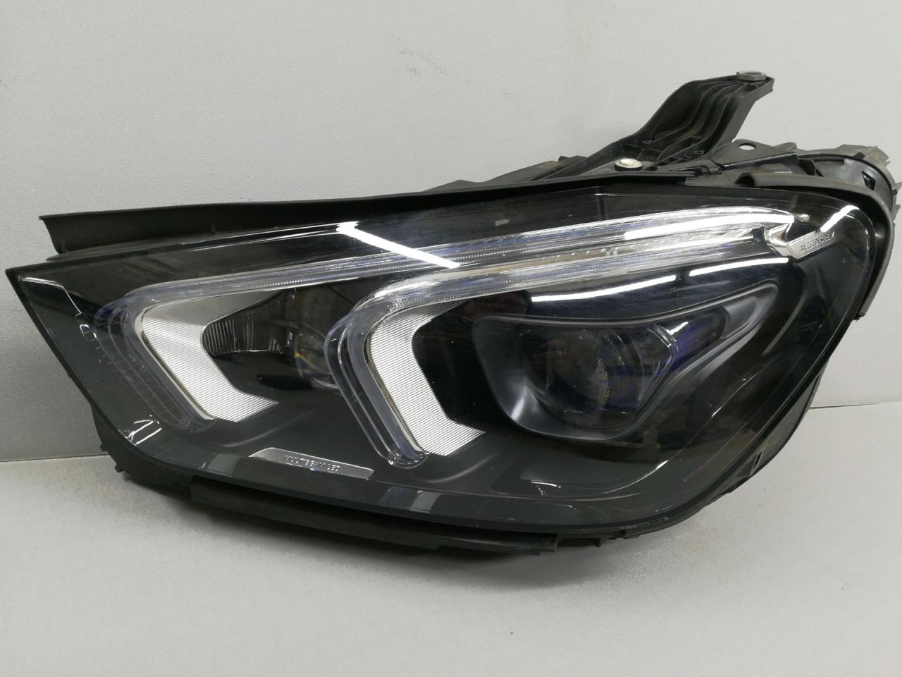 фара левая Mercedes-Benz GLE V167 2019, A1679061600 - фото №1