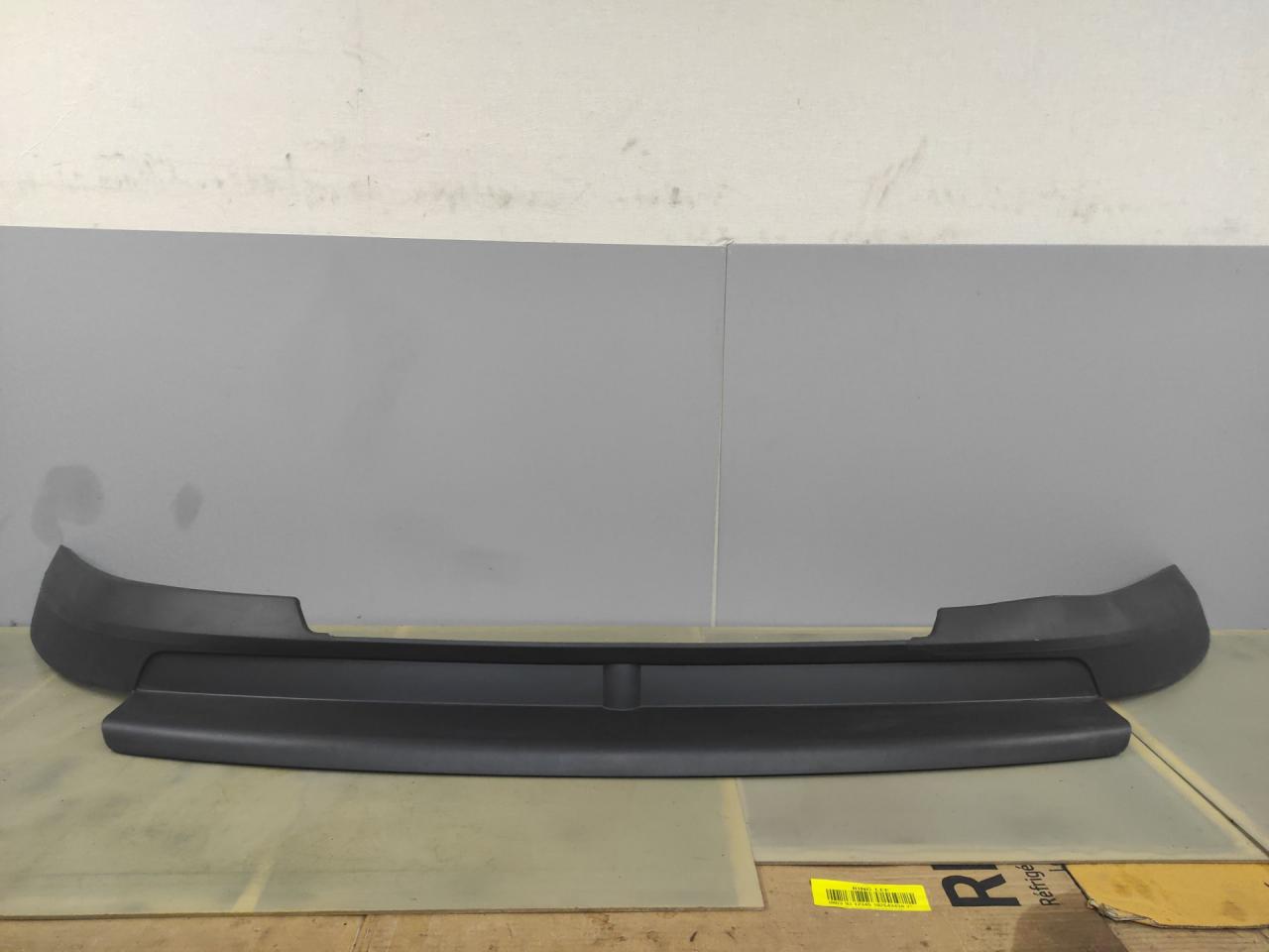 юбка бампера нижняя Ford Explorer 5 поколение 2010, DB5317D997CAW, DB5317D997 - фото №1