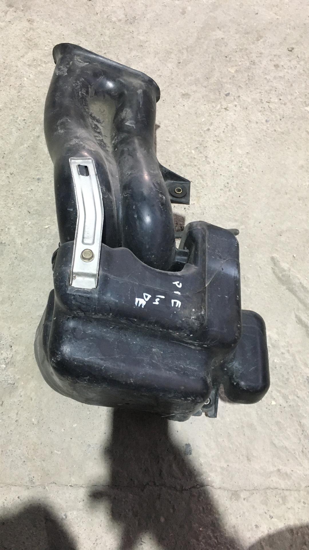 резонатор воздушного фильтра Honda Prelude 4 поколение 1995 - фото №1