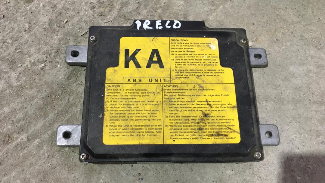 блок ABS Honda Prelude 4 поколение 1995 - фото №1