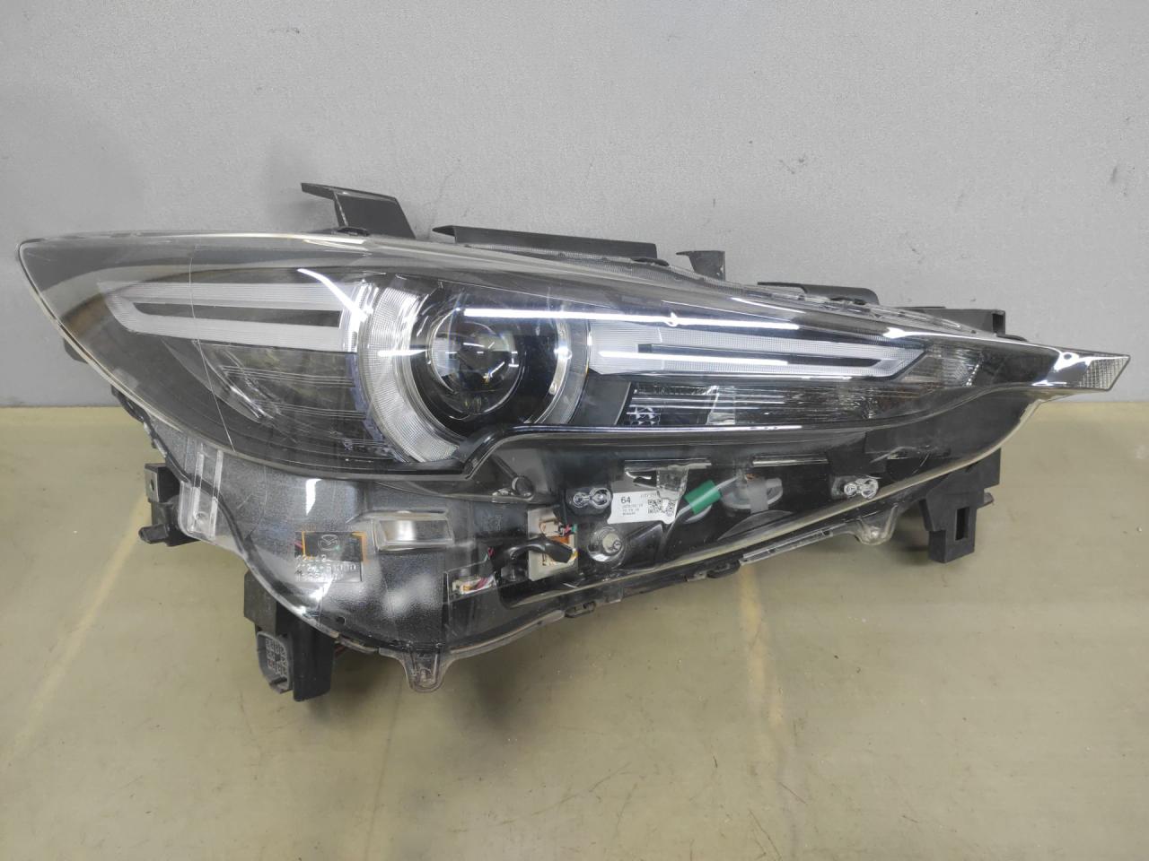 фара правая Mazda CX-5 2 поколение 2019, KD5K51030B - фото №1