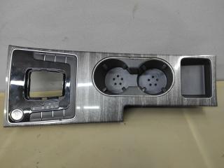 рамка обрамление кулисы Volkswagen Passat (USA) 2 поколение 2017, 1.8 л., CPRA, бензин, АКПП, седан, передний привод, 100005854, 561826534