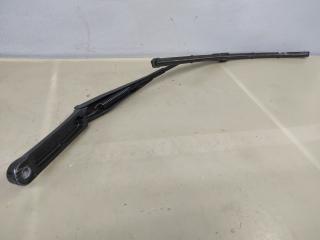 щеткодержатель (поводок стеклоочистителя, дворник) Volkswagen Passat (USA) 2 поколение 2017, 1.8 л., CPRA, бензин, АКПП, седан, передний привод