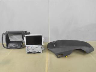 монитор мультимедиа Ford Escape 3 поколение C520 2014, 1.6 л., бензин, АКПП, красный, передний привод, DJ5T14F239DD, CJ5T19C107DJ