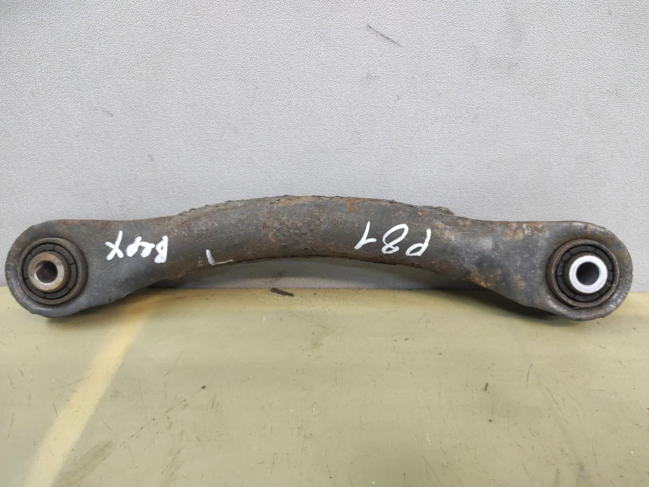 рычаг задний правый Ford Escape 3 поколение C520 2014, 1.6 л., бензин, АКПП, красный, передний привод, BV615500CA - фото №1