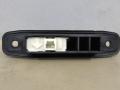 кнопка открытия багажника Toyota Sienna 3 поколение 2014, 3.5 л., 2GR-FE, бензин, АКПП, черный, передний привод - фото №3