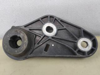 кронштейн глушителя Chevrolet Equinox 3 поколение 2018, 1.5 л., бензин, АКПП, серый 139х, минивэн, передний привод