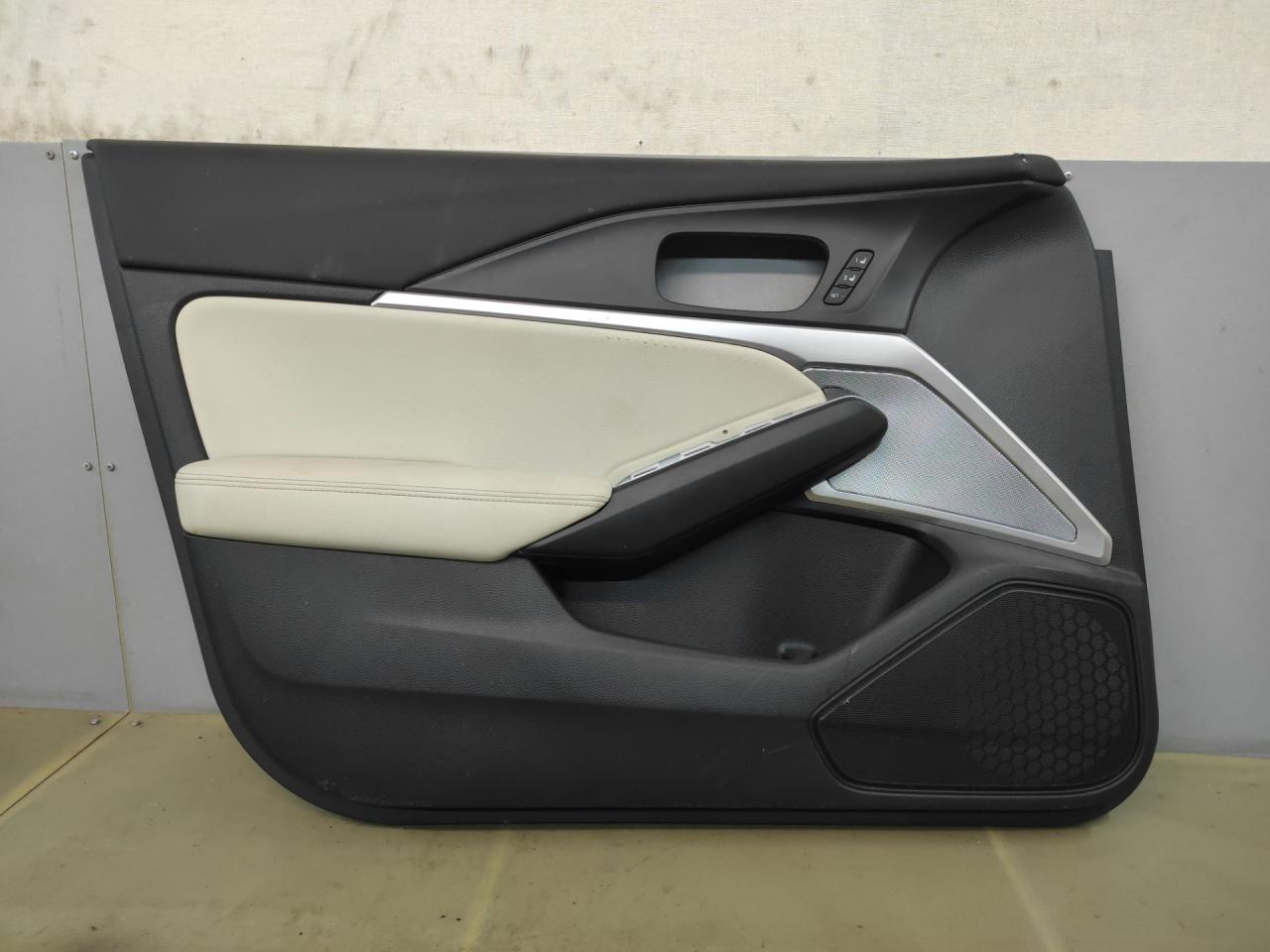 обшивка двери передняя левая Acura Integra 4 поколение 2024, 1.5 л., бензин, АКПП, синий, хетчбэк 5 дв., передний привод - фото №1