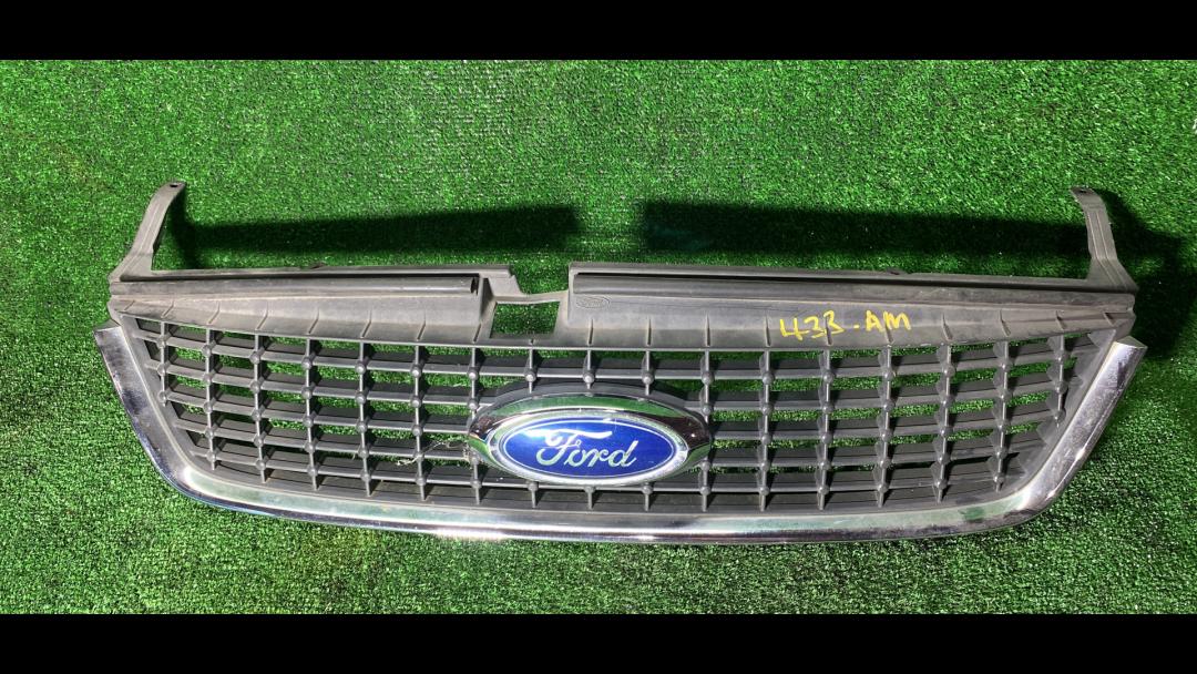 решетка радиатора Ford Mondeo 4 поколение 2009, 2.3 л., SEBA, бензин, АКПП, универсал, передний привод, правый руль - фото №1