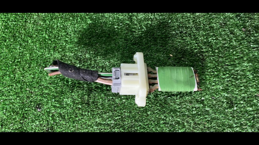 сопротивление печки Ford Mondeo 4 поколение 2009, 2.3 л., SEBA, бензин, АКПП, универсал, передний привод, правый руль - фото №1