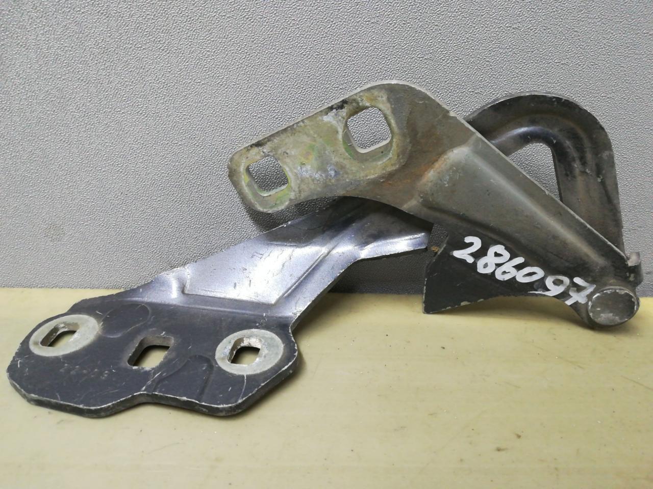 петля капота правая Ford Mondeo 4 поколение 2009, 2.3 л., SEBA, бензин, АКПП, универсал, передний привод, правый руль - фото №1