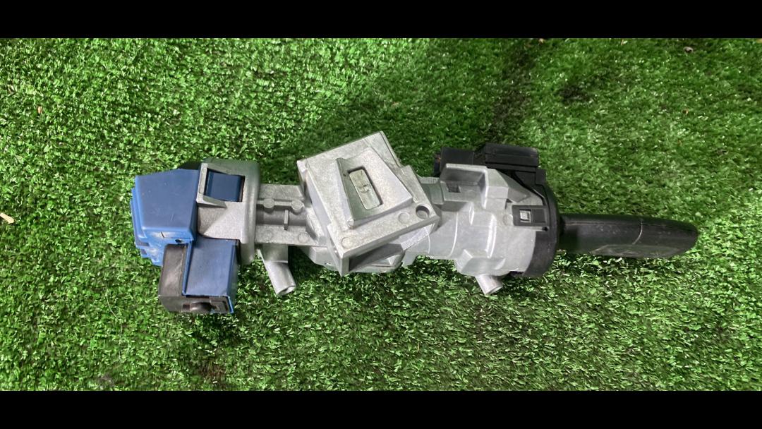 замок зажигания Ford Mondeo 4 поколение 2009, 2.3 л., SEBA, бензин, АКПП, универсал, передний привод, правый руль - фото №1