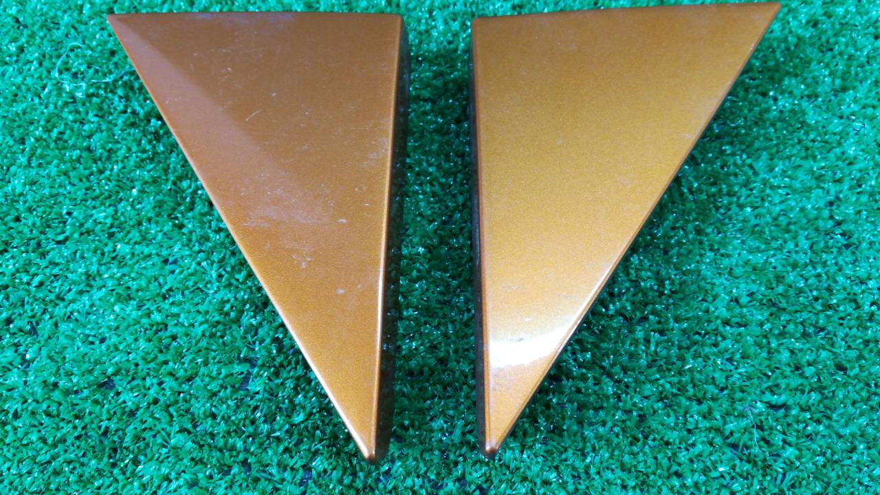 Накладка крыла (уголок зеркала) переднего левая Honda Element 1 поколение 2006, 2.4 л., i-VTEC, K24A4, бензин, АКПП, оранжевый, хетчбэк 5 дв., полный привод, 75490-SCV-A000 - фото №1