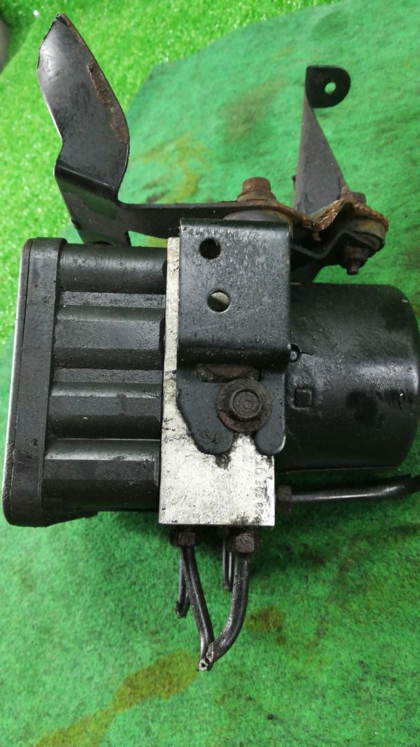 блок ABS Honda Element 1 поколение 2006, 2.4 л., i-VTEC, K24A4, бензин, АКПП, оранжевый, хетчбэк 5 дв., полный привод, 25.0960-0701.3 - фото №1