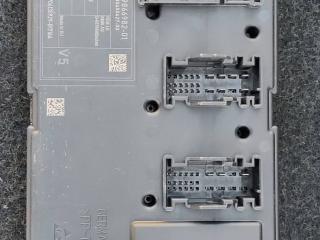 блок предохранителей BMW 4 серия F32/F33 [рестайлинг] F32 2018, 2.0 л., B48 B20 B, бензин, АКПП, купе, 9866982