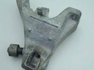 кронштейн двигателя BMW 3 серия F30/F31/F34 F30 2014, 3.5 л., N57 D30 B, дизель, АКПП, седан, 6870608