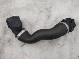 патрубок радиатора BMW 5 серия F07/F10/F11 F10 2010, 3.0 л., N57 D30 A, дизель, АКПП, седан, задний привод, правый руль, 7800101