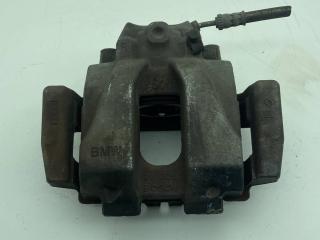 суппорт передний правый BMW X3 F25 2012, 3.0 л., i, N55 B30 A, бензин, АКПП, черный, внедорожник 5 дв., полный привод