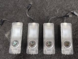 плафон двери BMW X3 F25 2012, 3.0 л., i, N55 B30 A, бензин, АКПП, черный, внедорожник 5 дв., полный привод
