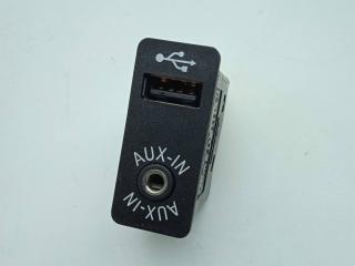 разъем AUX / USB BMW X3 F25 2012, 3.0 л., i, N55 B30 A, бензин, АКПП, черный, внедорожник 5 дв., полный привод, 9237653