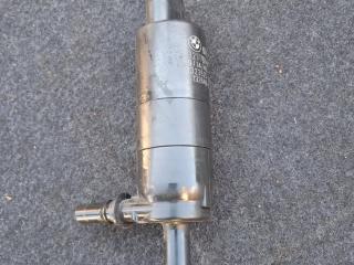 насос (моторчик) омывателя фар BMW 7 серия F01/F02 [рестайлинг] F02 2014, 3.0 л., N55 B30 A, бензин, АКПП, седан, полный привод, 7217792