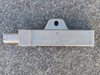 Антенна системы комфортного доступа BMW 7 серия F01/F02 [рестайлинг] F02 2014, 3.0 л., N55 B30 A, бензин, АКПП, седан, полный привод, 9220831