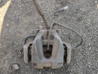 суппорт задний правый BMW 7 серия F01/F02 2011, 3.0 л., D, N57 D30 A, дизель, АКПП, седан, задний привод, правый руль