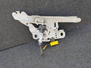 петля капота левая BMW 2 серия F22/F23 F22 2015, 1.5 л., B38 B15 A, бензин, МКПП, купе, 7239415