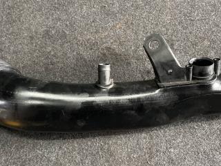 патрубок турбины BMW 5 серия F07/F10/F11 2010, 3.0 л., i, N55 B30 A, бензин, АКПП, белый, хетчбэк 5 дв., задний привод, 13717583726