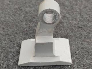 петля двери BMW 3 серия F30/F31/F34 F30 2012, 3.5 л., i, N55 B30 A, бензин, АКПП, седан, задний привод, 7246065